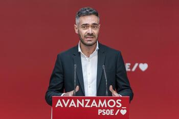 El PSOE rechaza la idea de la abstención lanzada por Puente