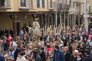 Medina de Rioseco presenta su Semana Santa en Santiago