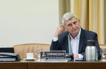 Pérez Tornero anuncia su renuncia como presidente de RTVE