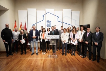 Vox se desmarca del manifiesto del 25-N en la Diputación