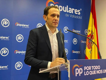 Conrado Íscar insiste en que el candidato depende de Madrid