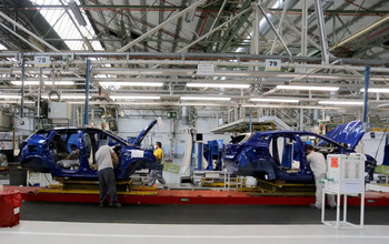 Luz verde a la reubicación de 220 trabajadores de Renault