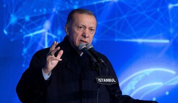 Erdogan pide a Putin un alto el fuego 