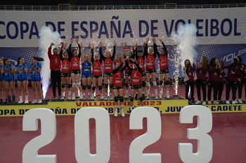 Las promesas del voleibol español deslumbran en Valladolid