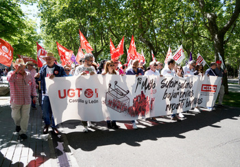 Los sindicatos toman la calle para pedir subida de salarios