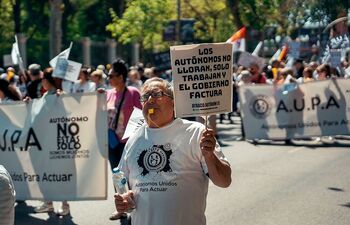 Los autónomos se manifiestan en Madrid para exigir más derecho
