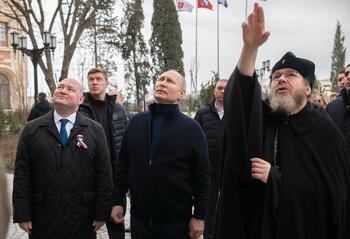 Putin visita Crimea por primera vez desde hace más de dos años
