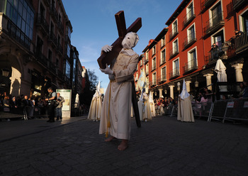 La Procesión General vuelve a vestir de arte Valladolid