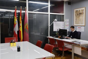 Nieto acusa al PSOE de mentir sobre la exclusión social