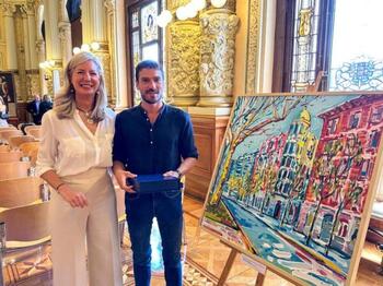 Carlos Casado recibe el Premio de Pintura Rápida San Pedro