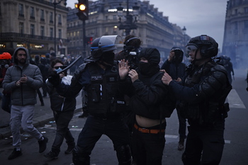 Detenidas más de 450 personas en los disturbios de Francia