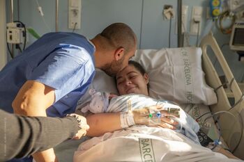 Nace el bebé de la segunda mujer trasplantada de útero en España