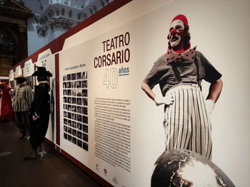 Cuarenta autores rinden homenaje a 'Teatro Corsario'