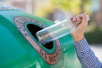 Valladolid recicla 62 envases de vidrio por persona en 2023