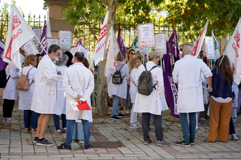 Médicos y enfermeras protestarán ante Sacyl por la precariedad