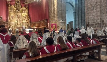 La Misa Pascual cierra una Semana Santa marcada por la lluvia