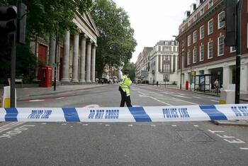 Heridas cinco personas por un ataque con una espada en Londres